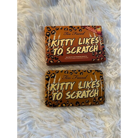 New Too Faced Kitty Likes To Scratch On the fly eye shadow palette - Picture 1 of 2